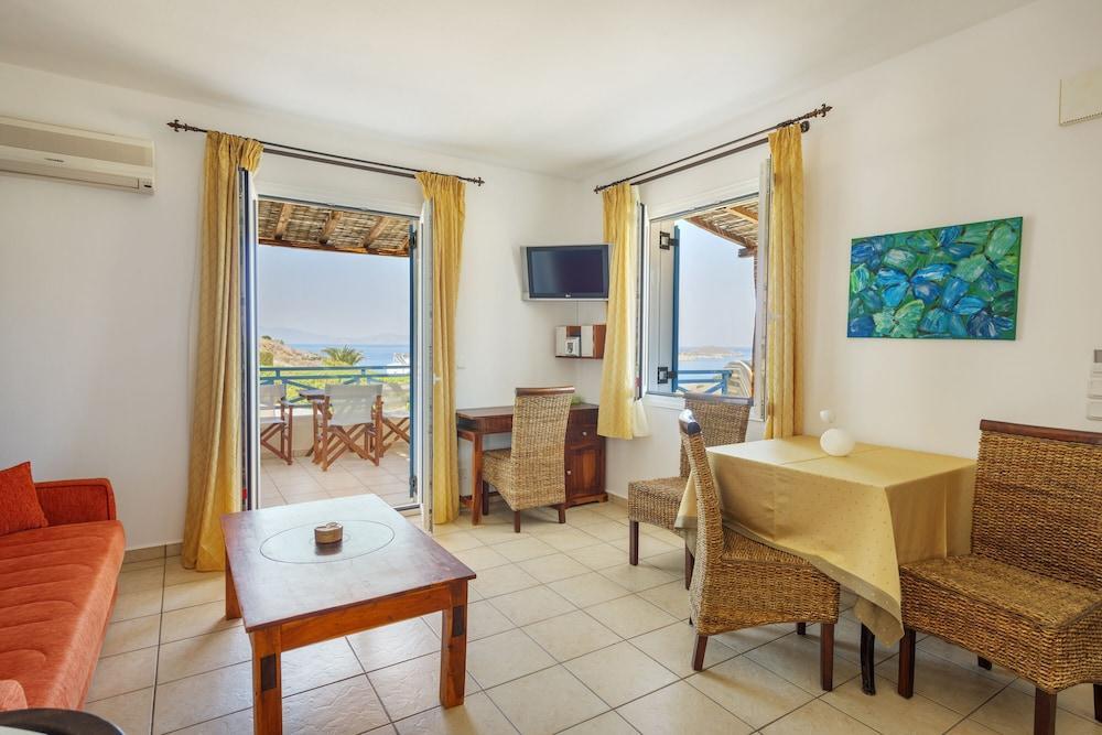 Sunrise Beach Suites Азолімнос Екстер'єр фото