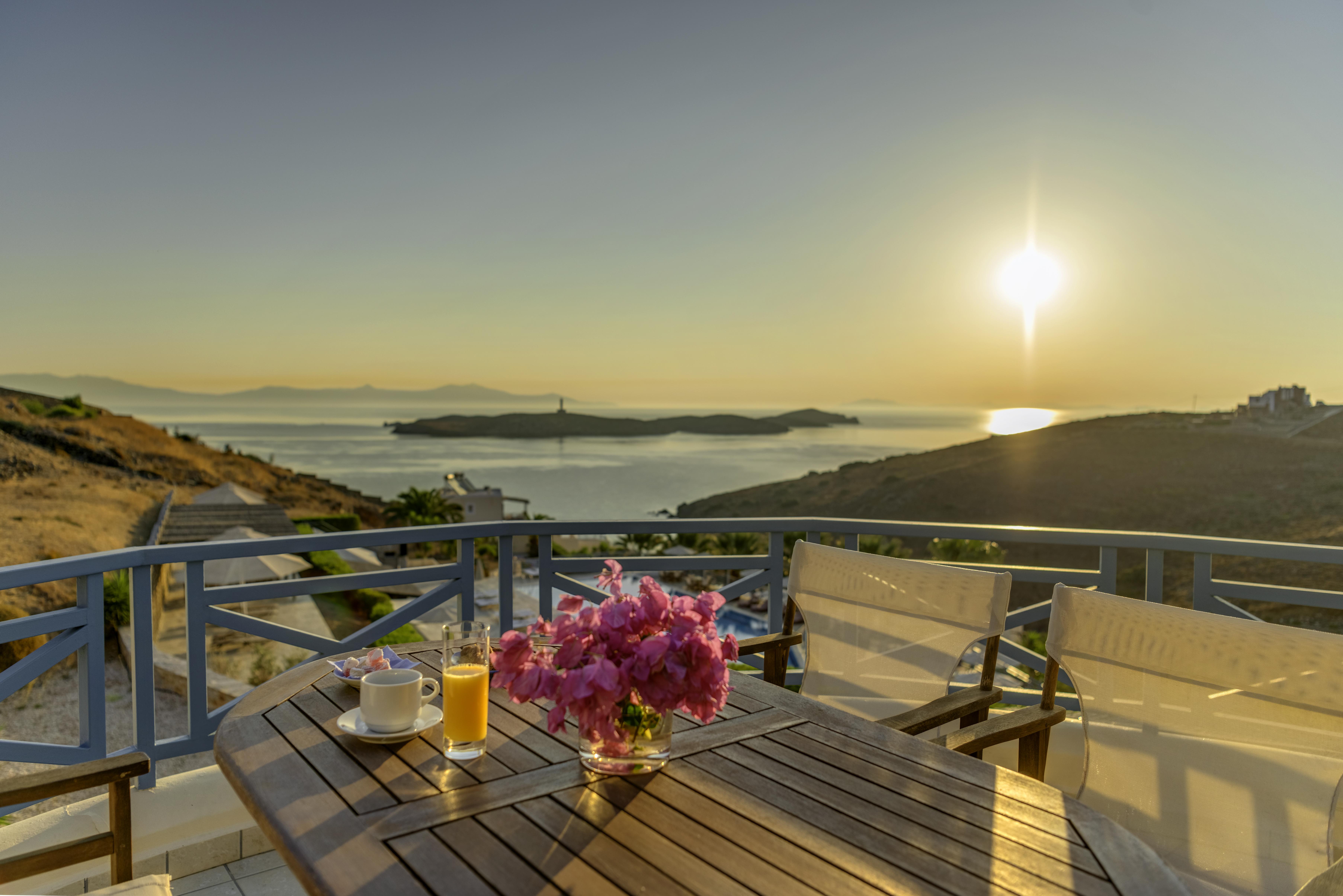 Sunrise Beach Suites Азолімнос Екстер'єр фото